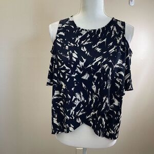 Harlow and Graham|Cold shoulder| Top